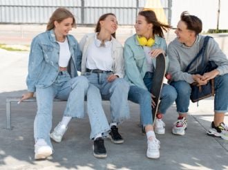Adolescencias en tiempos de intemperie