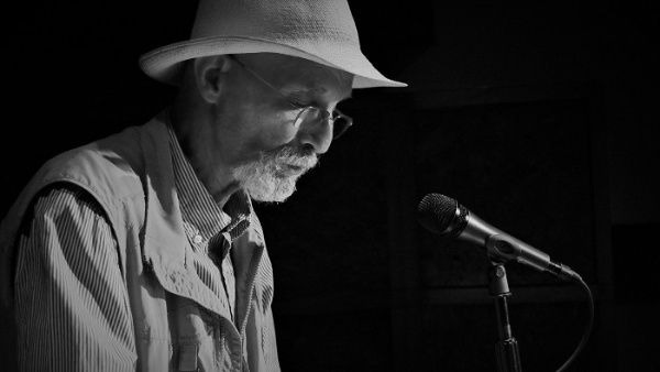 En este momento estás viendo El poeta venezolano Reynaldo Pérez So falleció a los 77 años