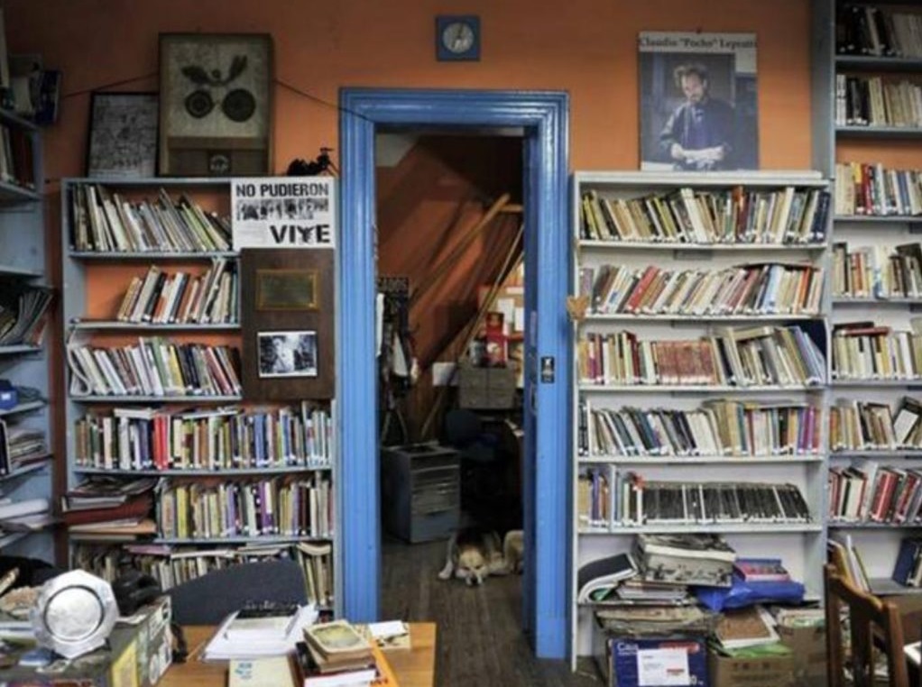 Las bibliotecas populares: faros de conocimiento y espacios de encuentro comunitario